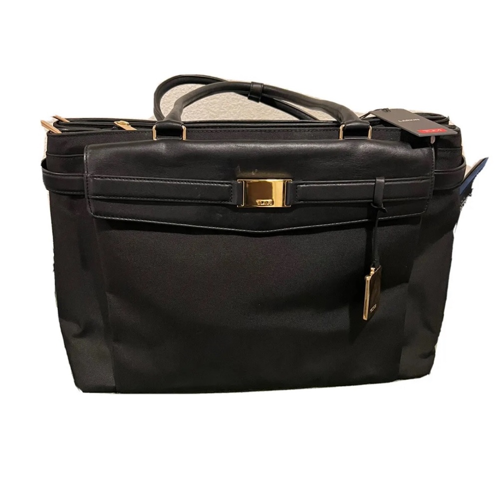 Tumi Hayward Triple Compartment Bag New With Tags